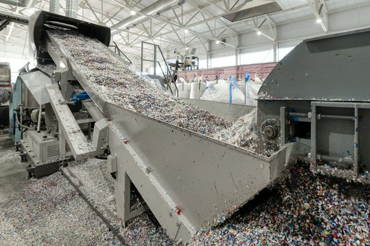 maszyna do recyklingu plastiku